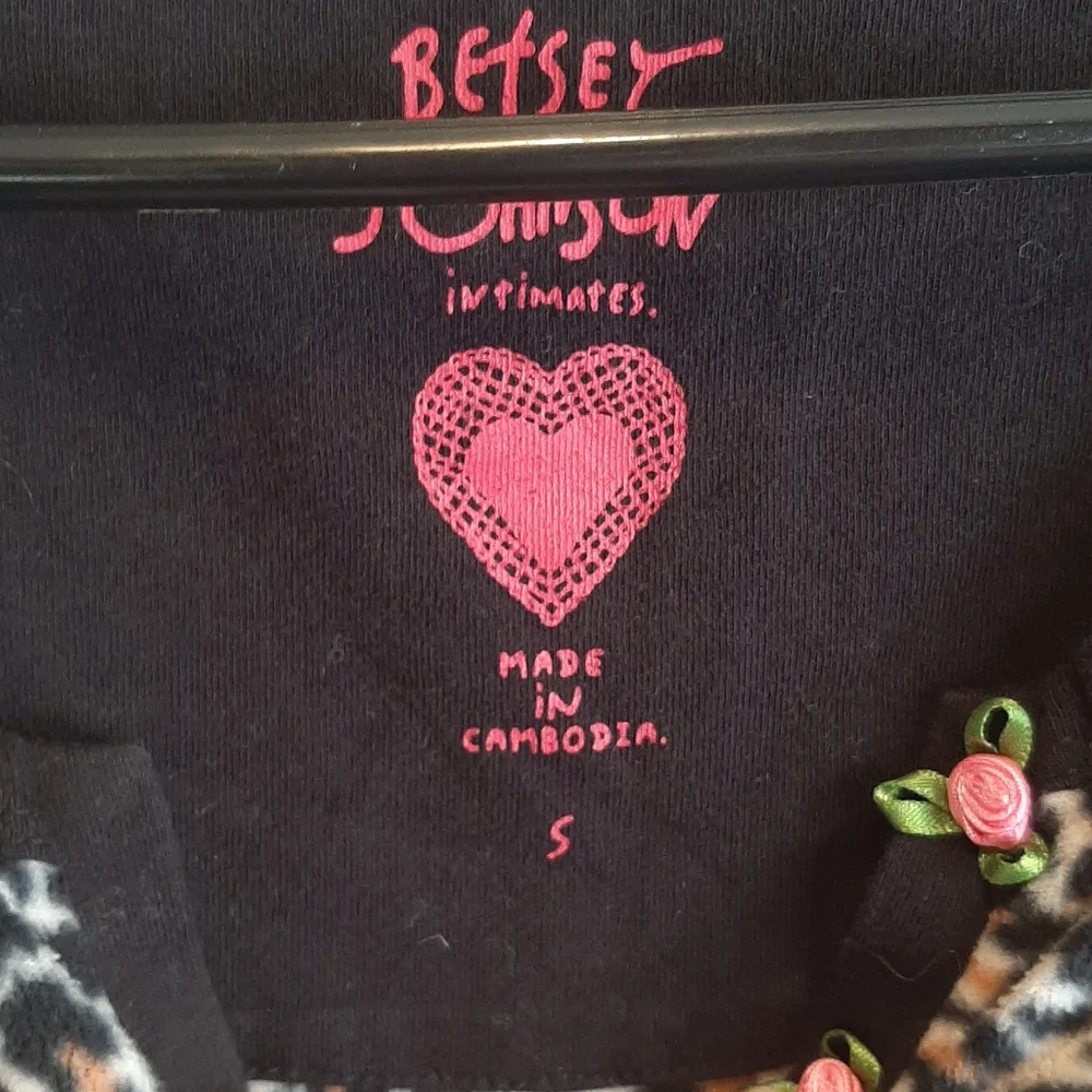 Longsleeve Leopard Print Betsy Johnson Intimate Fleece Pajama Top Small